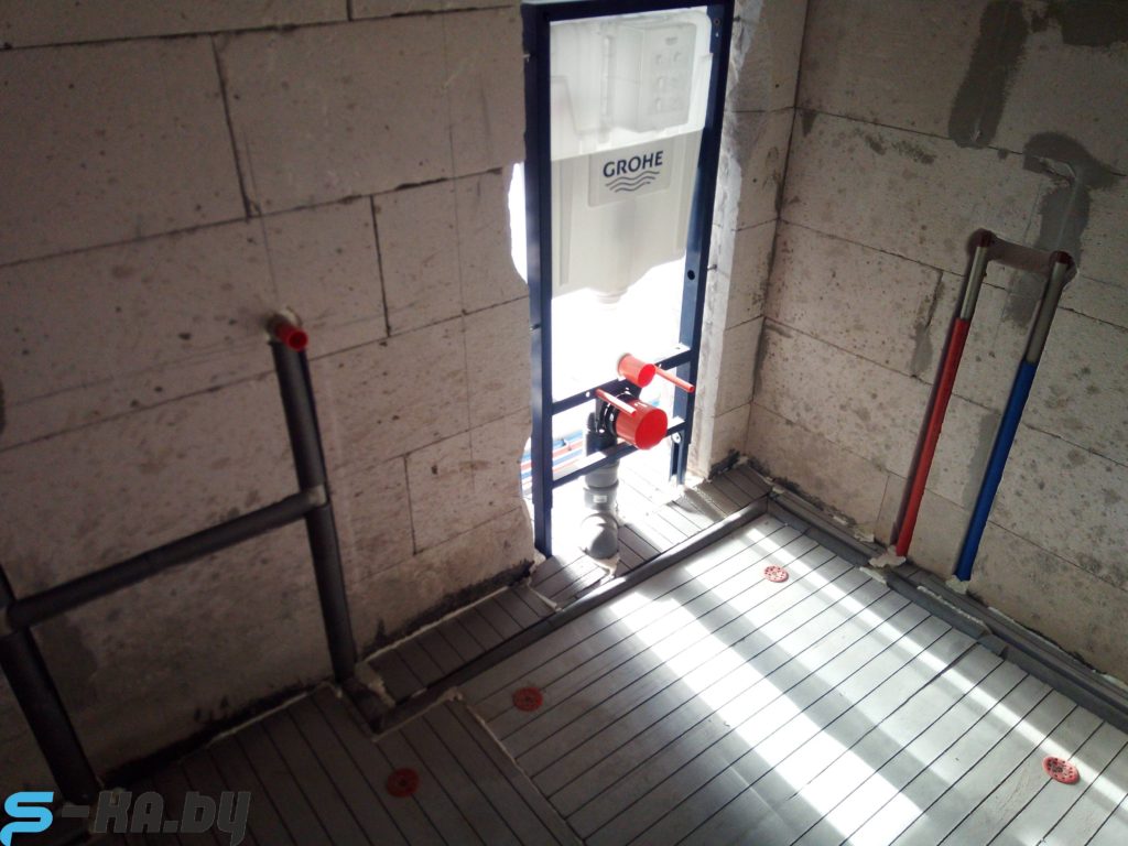 разводка труб водоснабжения под инсталляцию и умывальники