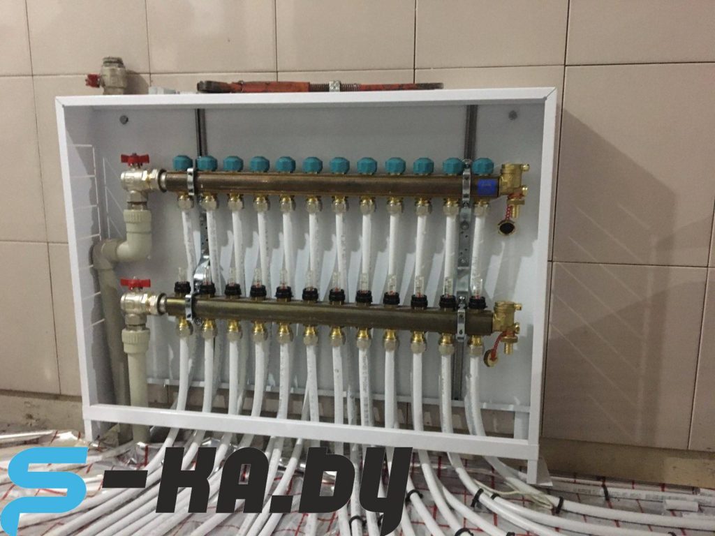 монтаж коллектора отопления 0030