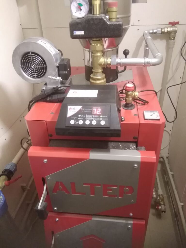 установка твердотопливного котла ALTEP 0101