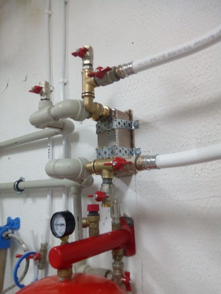 укладка водяного теплого пола санаторий Ружанский фото 0314