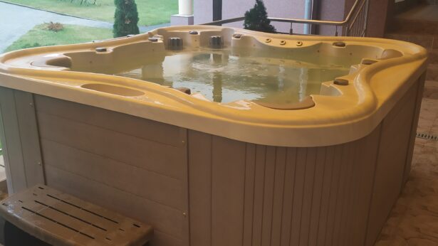 укладка водяного теплого пола санаторий Ружанский фото 0316